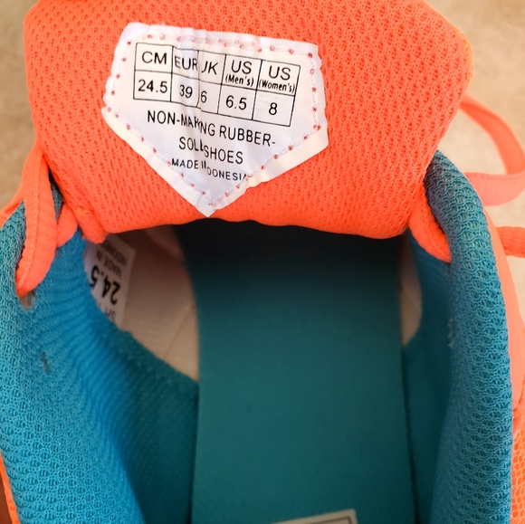 Yonex power cushion 65R3 - Picture 5 of 6